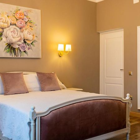 Apartamento The Corner House Hunedoara Exterior foto